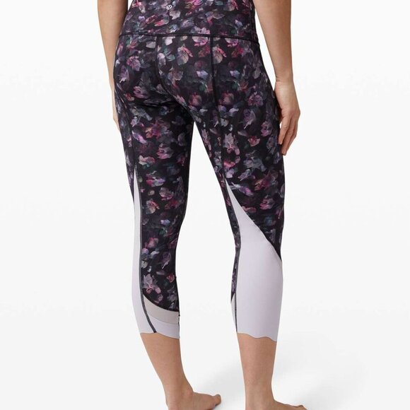 Lululemon Wunder Under Crop Leggings - Picture 2 of 8